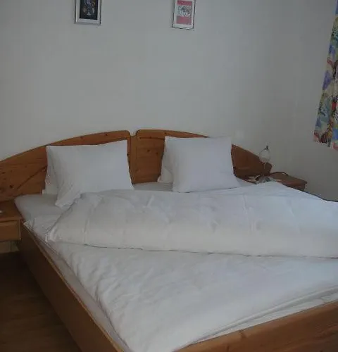 Chasa Mezpra/stephan Jenal Nr. 1 - Fuer 2-4 Personen