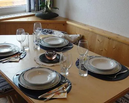 Apartment Chasa Mezpra/stephan Jenal Nr. 1 - Fuer 2-4 Personen *