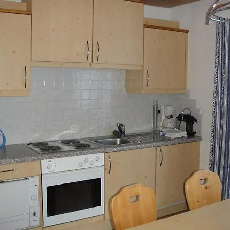 Apartment Chasa Mezpra/stephan Jenal Nr. 1 - Fuer 2-4 Personen