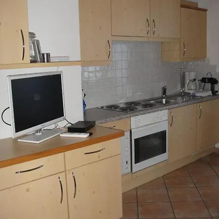 Chasa Mezpra/stephan Jenal Nr. 1 - Fuer 2-4 Personen Apartment *
